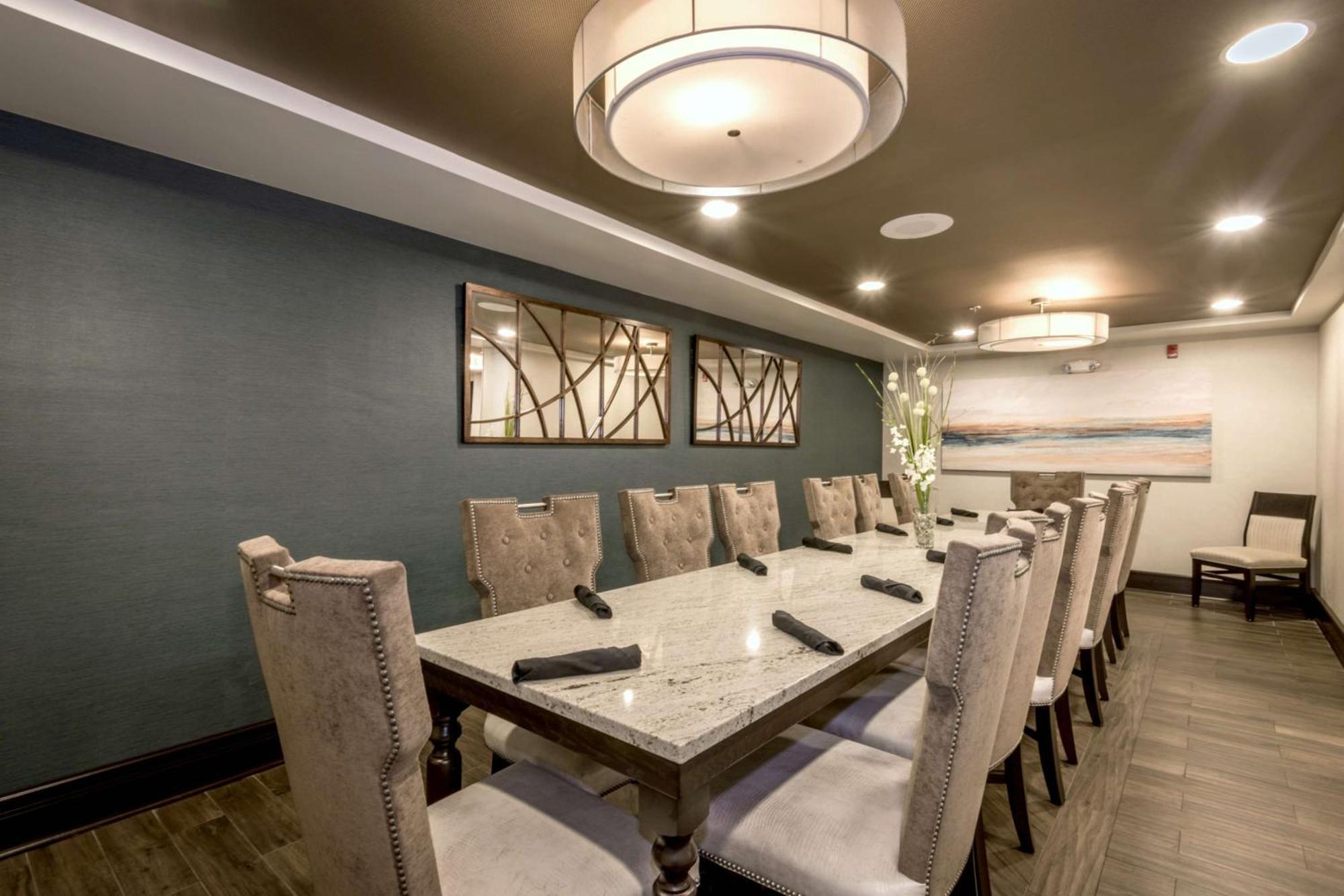 Doubletree By Hilton Montgomery Downtown Buitenkant foto